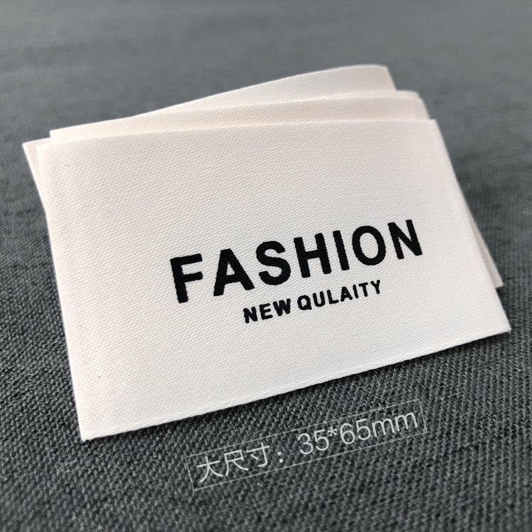 1792741222105281.jpg Custom Woven Labels Fashion Clothing Labels (3).jpg