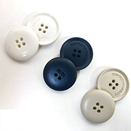 Custom logo 4 Holes Eco Friendly Materials for Fashion Designer Luxury Shirt Coat Resin Buttons (2).jpg